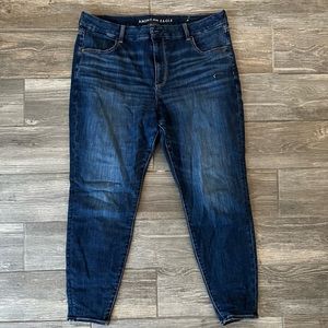 NWT Curvey Women American Eagle Jeggings